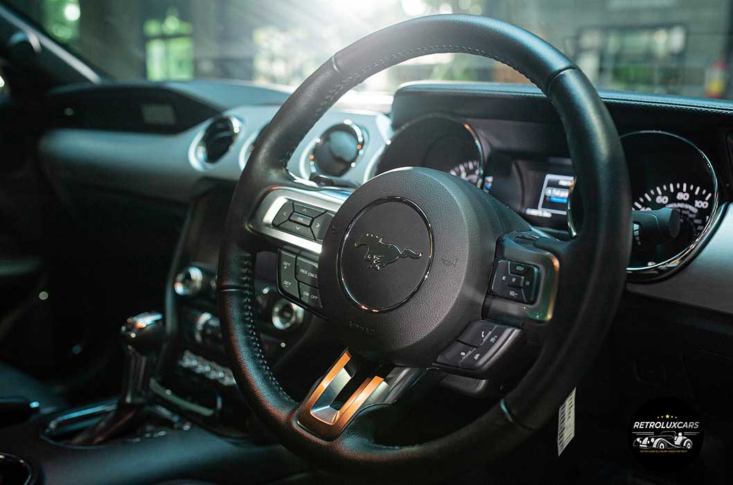 บริการเช่ารถ เช่ารถถ่ายละคร เช่ารถถ่ายโฆษณา Retroluxcars.com